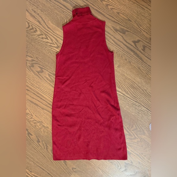 Sleeveless Red Turtleneck knit Dress - Picture 2 of 3